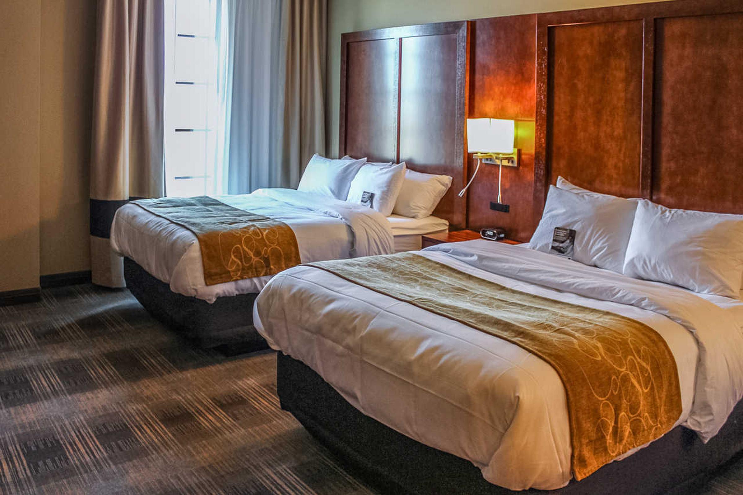 Comfort Suites University Brookings Buitenkant foto