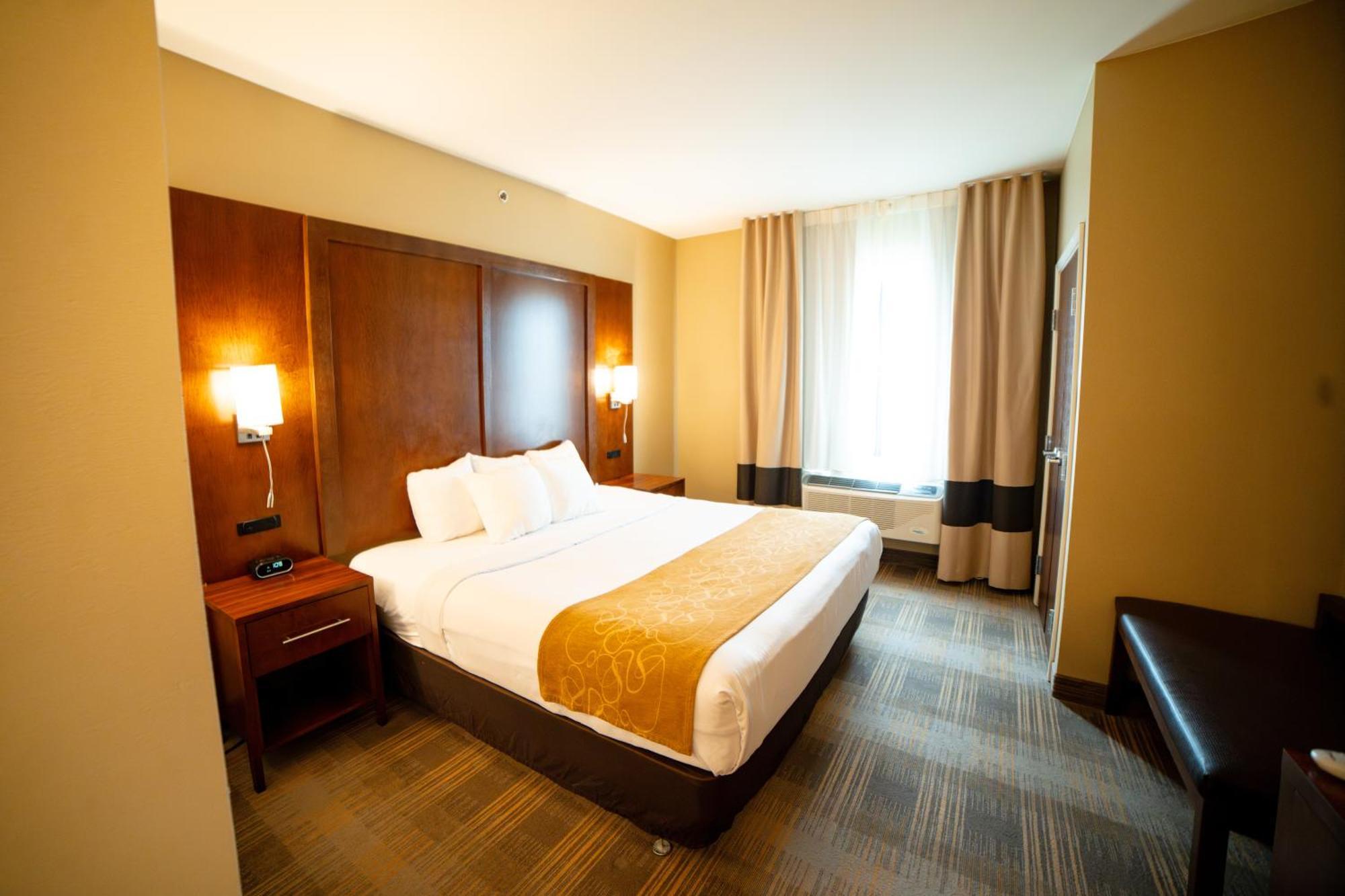 Comfort Suites University Brookings Buitenkant foto