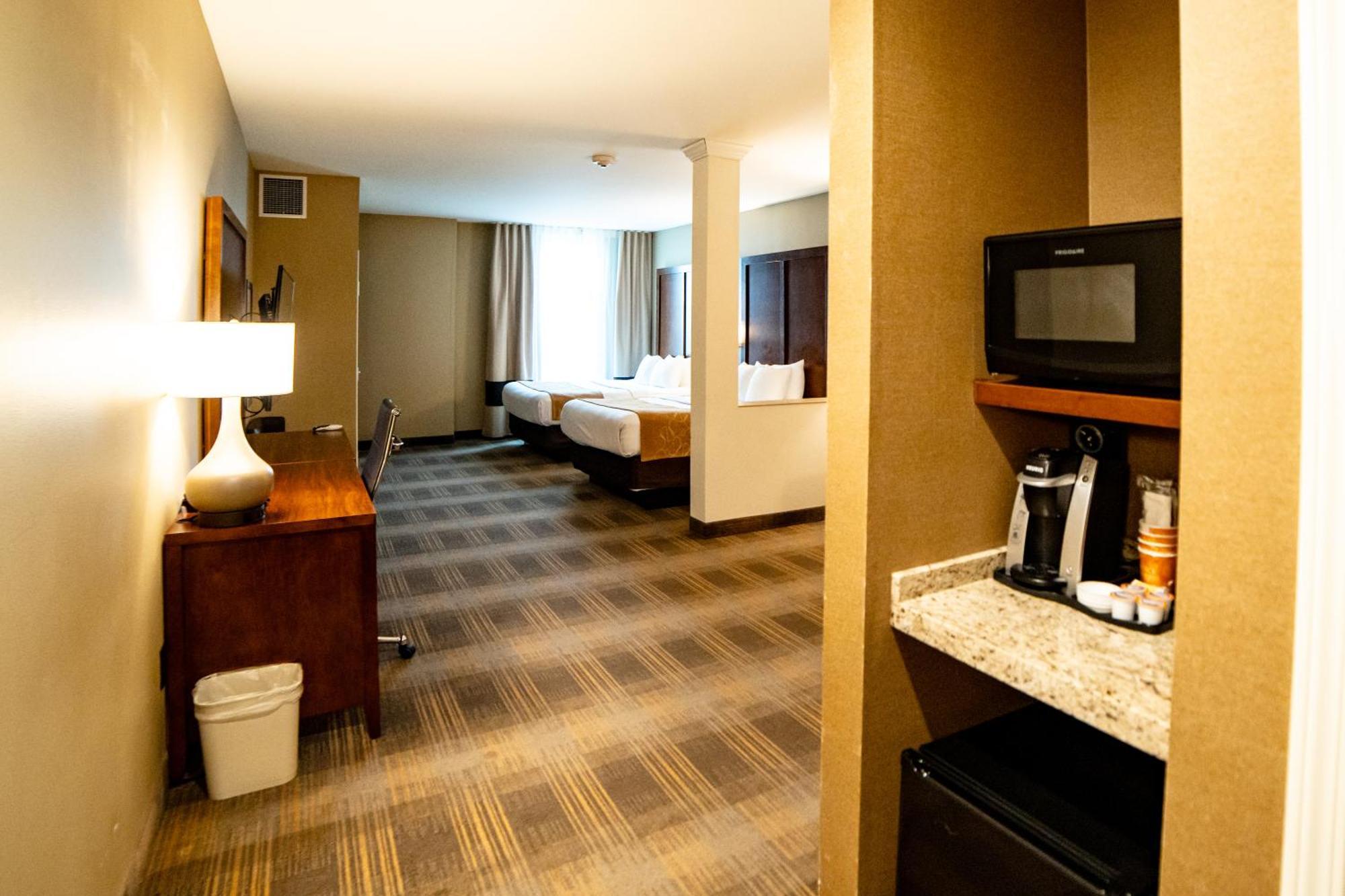 Comfort Suites University Brookings Buitenkant foto
