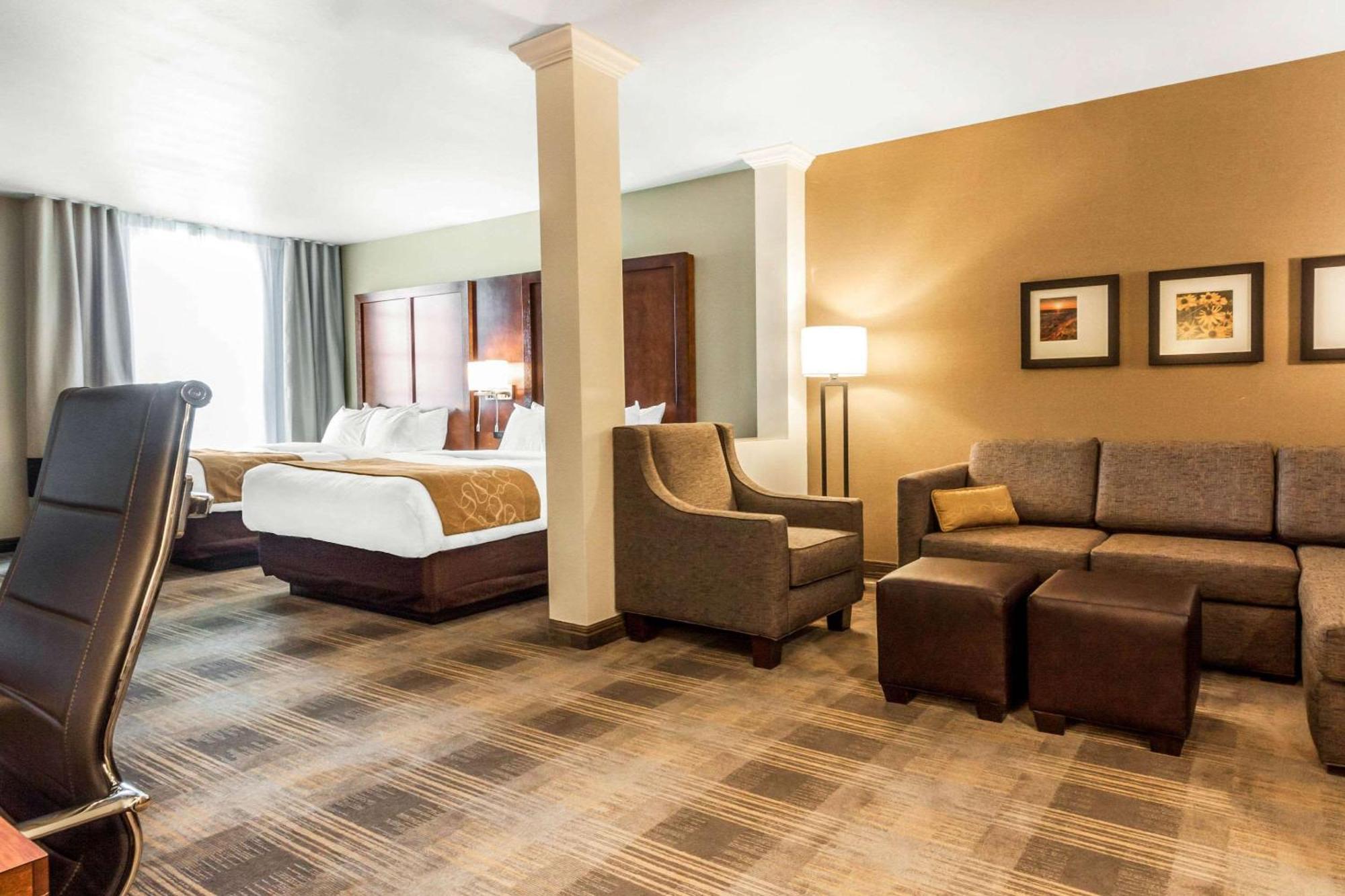 Comfort Suites University Brookings Buitenkant foto
