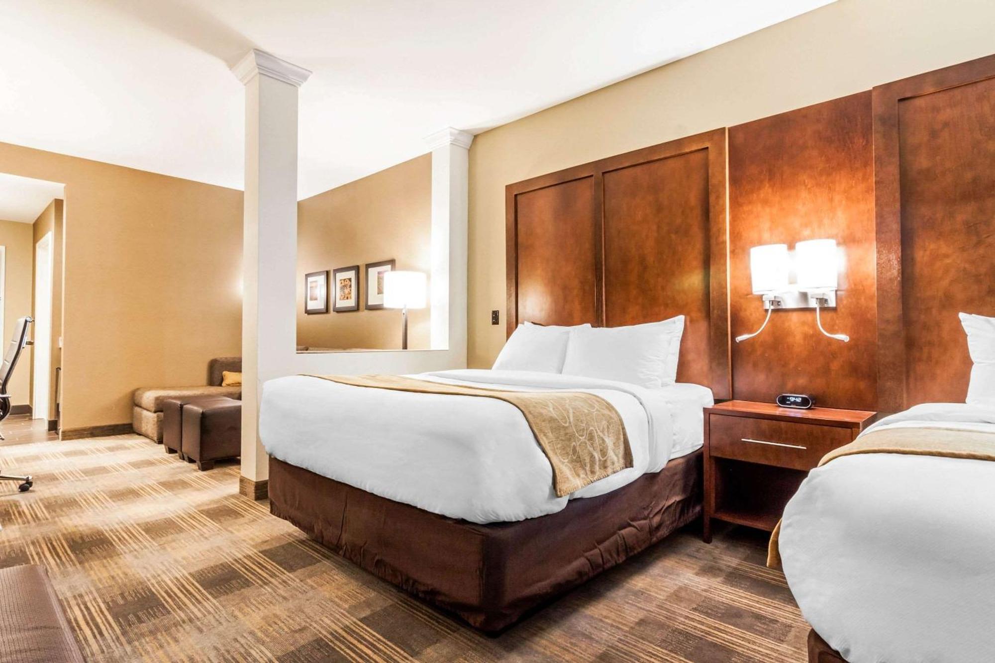 Comfort Suites University Brookings Buitenkant foto