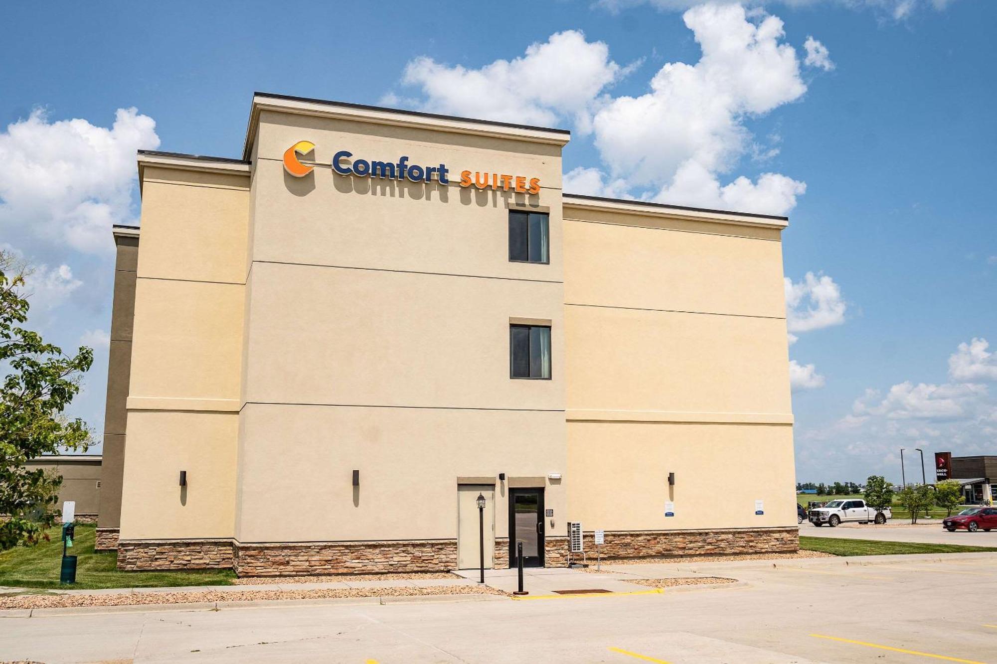 Comfort Suites University Brookings Buitenkant foto